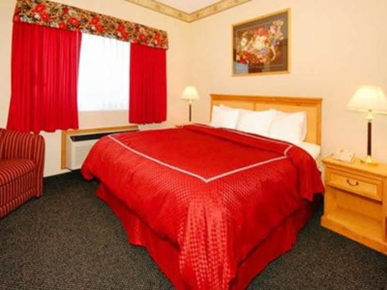 Comfort Suites Клакамас Экстерьер фото