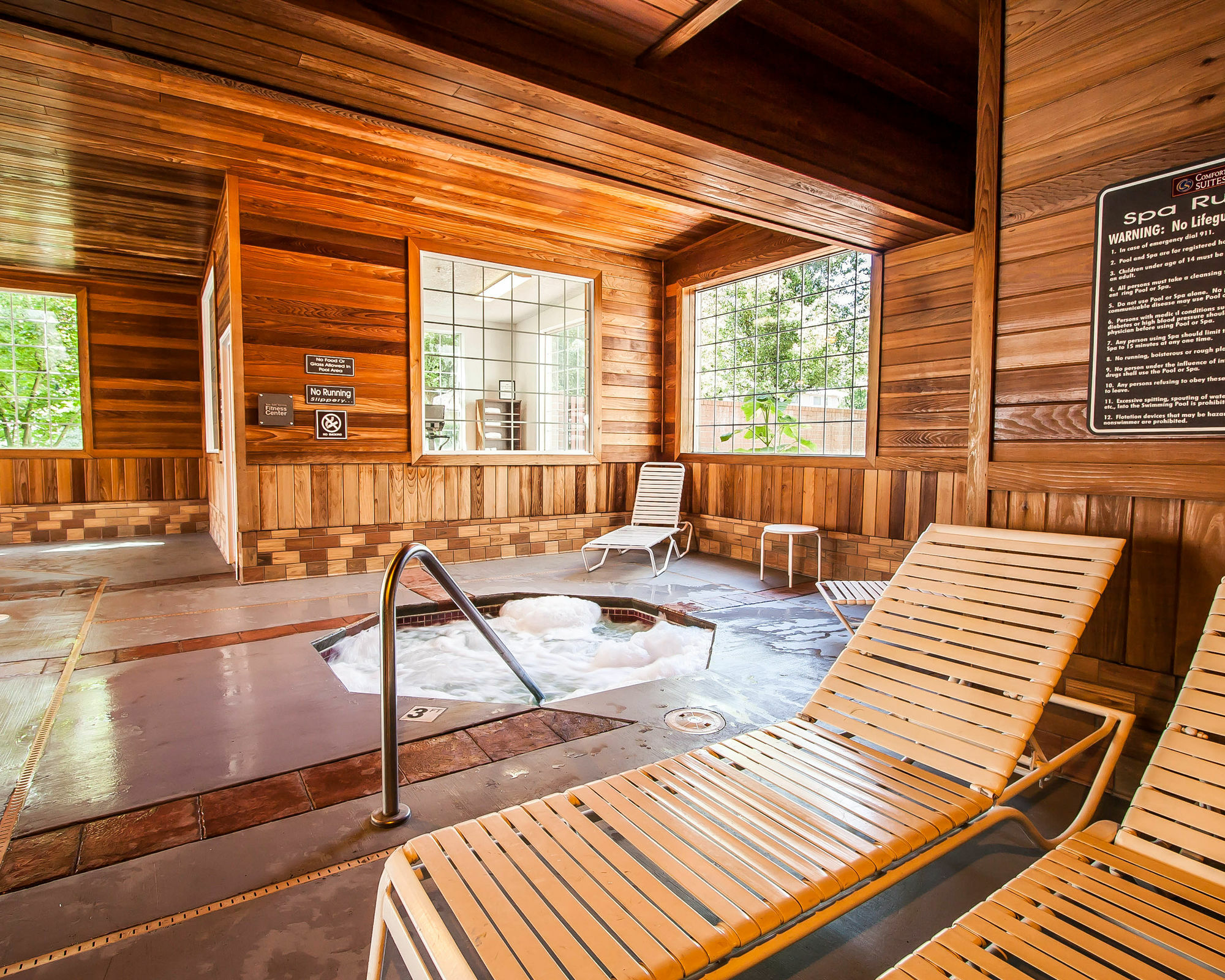Comfort Suites Клакамас Экстерьер фото